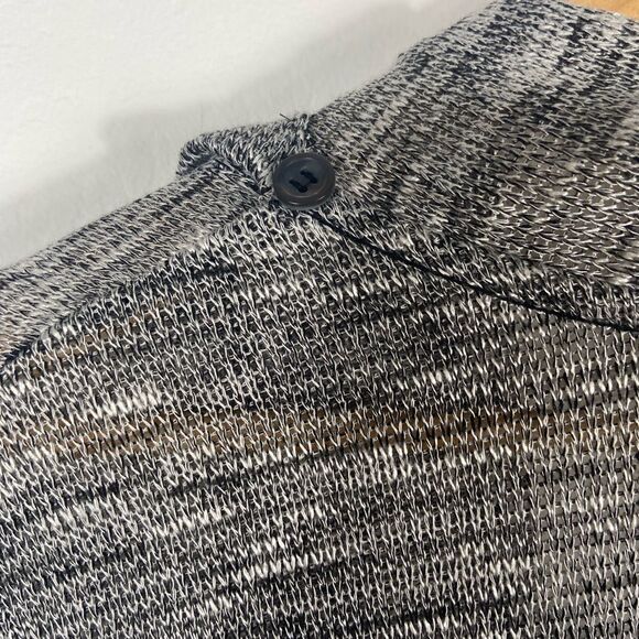 Vince Camuto Gray Turtleneck Sweater with Cozy Cowl Design - Picture 5 of 5